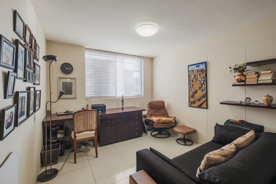 To Let 2 Bedroom Property for Rent in Three Anchor Bay Western Cape